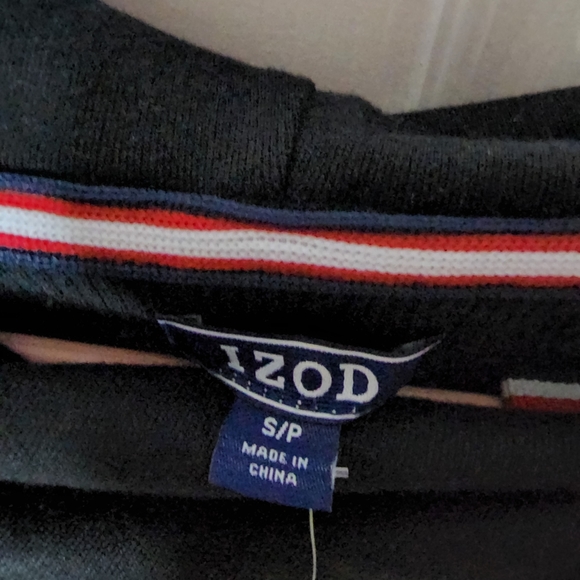 IZOD - Picture 3 of 4